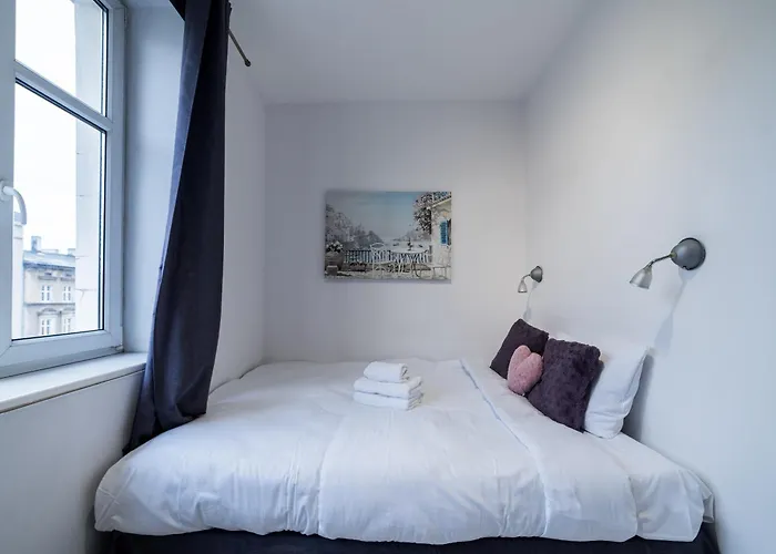 아파트 Park Wilsona Comfy By Bookinghost 포즈난