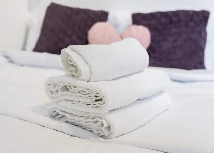 Park Wilsona Comfy By Bookinghost *